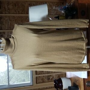Pendleton camel colored turtleneck sweater. Size medium